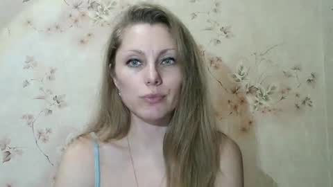 roxyfox18x01 online show from January 2026 05:27:02 PM