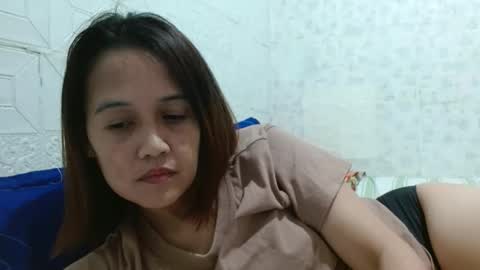 Snapshot of roxyluvv chatting on January 2026 05:27:02 PM roxyluvv online show from January 2026 05:27:02 PM