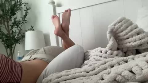 roxyrhode online show from June 2026 09:06:01 PM