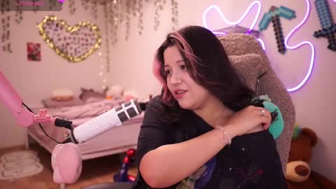 Snapshot of roxysuh chatting on November 2025 08:09:02 AM roxysuh online show from November 2025 08:09:02 AM