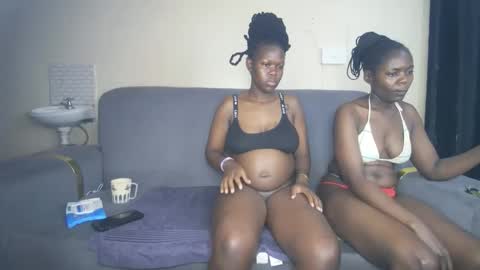 royal_charm online show from March 2026 02:52:01 PM