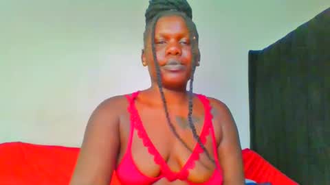 Snapshot of royal_goddes chatting on March 2025 06:00:02 AM goddes online show from March 2025 06:00:02 AM