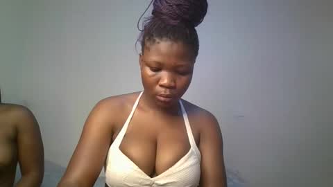 Snapshot of royal_goddes chatting on September 2025 12:05:01 PM goddes online show from September 2025 12:05:01 PM