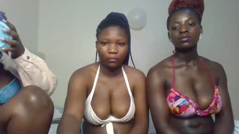 Snapshot of royal_goddes chatting on September 2025 02:03:02 AM goddes online show from September 2025 02:03:02 AM