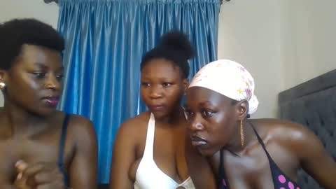 Snapshot of royal_goddes chatting on October 2025 10:34:02 AM goddes online show from October 2025 10:34:02 AM