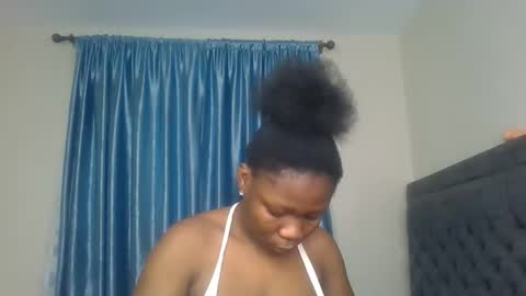 Snapshot of royal_goddes chatting on October 2025 06:00:02 AM goddes online show from October 2025 06:00:02 AM