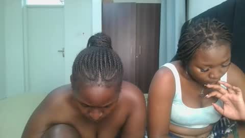 Snapshot of royal_goddes chatting on May 2026 07:00:01 PM goddes online show from May 2026 07:00:01 PM