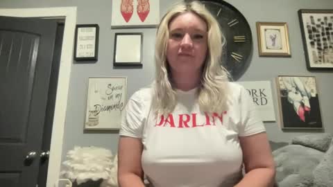 royalblonde online show from January 2025 01:41:02 PM