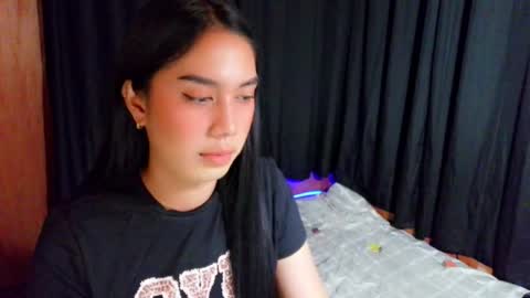 Snapshot of royaltyfvcker chatting on May 2026 05:53:01 PM Prince and Princess online show from May 2026 05:53:01 PM