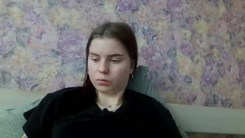 royalvelour online show from May 2026 02:22:01 PM
