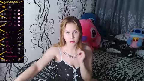 angela online show from September 2025 09:31:02 PM