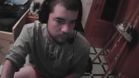 royer04 online show from October 2025 08:52:02 PM