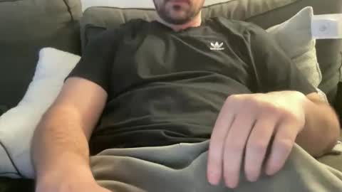 roythegil online show from March 2026 10:13:01 PM