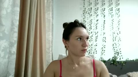 Roza05x online show from July 2026 01:45:02 PM
