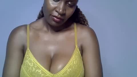 rozie34 online show from April 2026 08:31:01 PM