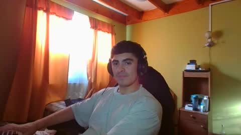 Snapshot of rpaulo25 chatting on February 2025 09:52:01 PM rpaulo25 online show from February 2025 09:52:01 PM