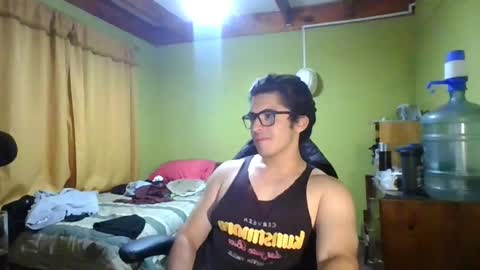 rpaulo25 online show from May 2026 04:17:02 AM