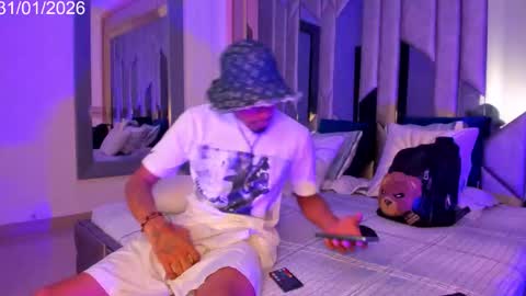 Snapshot of rpoolrboy chatting on February 2026 02:15:02 PM POOL online show from February 2026 02:15:02 PM