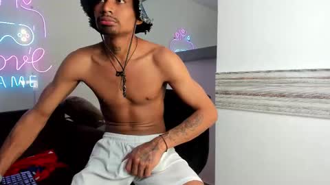 Snapshot of rpoolrboy chatting on February 2026 09:22:02 PM POOL online show from February 2026 09:22:02 PM