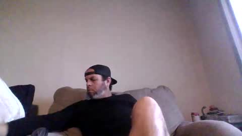 Snapshot of rubbingoneout714 chatting on December 2025 07:00:01 PM rubbingoneout714 online show from December 2025 07:00:01 PM