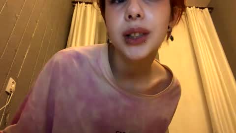 Rubi online show from November 2025 04:44:02 AM