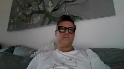 Snapshot of rudeski chatting on January 2025 03:58:01 PM rudeski online show from January 2025 03:58:01 PM