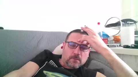 rul3ssuck online show from December 2025 08:10:01 AM