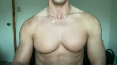 runfasterxo online show from November 2025 12:33:01 PM