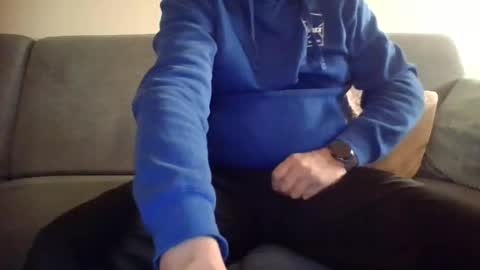 runner_1978 online show from November 2025 09:09:01 PM