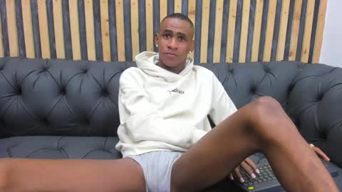 Runnix  online show from December 2024 06:32:02 AM