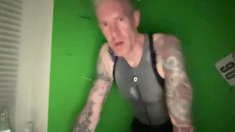 Snapshot of runxx96355 chatting on April 2026 02:12:02 AM run online show from April 2026 02:12:02 AM