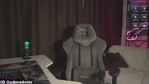 Snapshot of rus_adventure chatting on January 2026 08:09:02 AM Adam online show from January 2026 08:09:02 AM