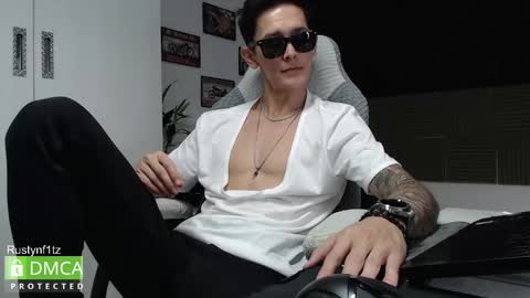 Snapshot of rustynf1tz chatting on December 2025 03:12:02 AM MillionDollarGuy online show from December 2025 03:12:02 AM