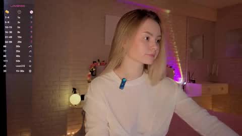 Snapshot of ruta_meow chatting on October 2025 10:57:02 AM Ruta prize for the new fan club members hehe online show from October 2025 10:57:02 AM