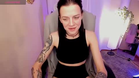 Ruth Martin online show from January 2025 09:15:02 PM