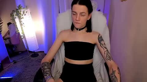 Ruth Martin online show from January 2025 02:46:02 AM