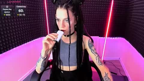 Ruth Martin online show from January 2025 10:08:02 PM