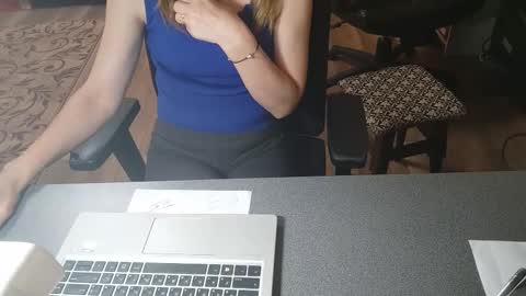 Snapshot of ruthpark chatting on September 2025 03:34:01 PM Ruth online show from September 2025 03:34:01 PM