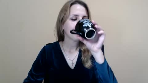 Snapshot of ruthpark chatting on October 2025 10:25:01 AM Ruth online show from October 2025 10:25:01 AM