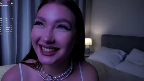 Emma online show from September 2025 01:16:01 PM