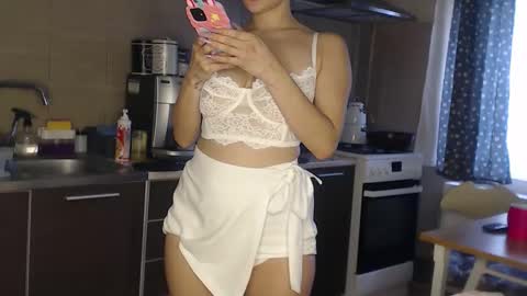 Snapshot of ruxandradanny chatting on October 2025 06:33:01 AM ruxandradanny online show from October 2025 06:33:01 AM