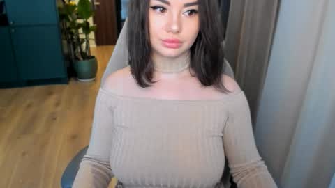 Ruby Help me to reach 100 thumbs up  online show from November 2025 12:17:01 PM