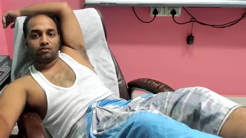 rwb17 online show from September 2025 04:11:02 AM