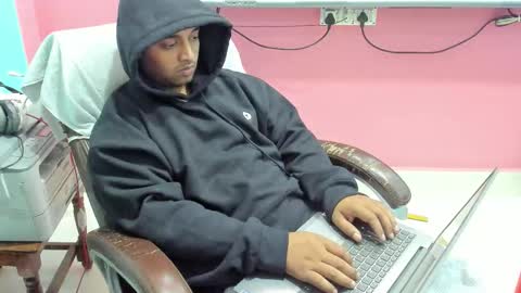 rwb17 online show from November 2025 04:06:01 PM