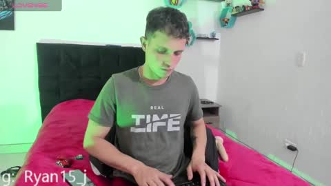 Snapshot of ryan15_ chatting on February 2025 05:44:01 PM Ryan 15 online show from February 2025 05:44:01 PM
