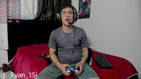 Snapshot of ryan15_ chatting on September 2025 01:43:01 AM Ryan 15 online show from September 2025 01:43:01 AM