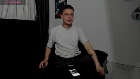 Snapshot of ryan15_ chatting on November 2025 10:26:01 AM Ryan 15 online show from November 2025 10:26:01 AM