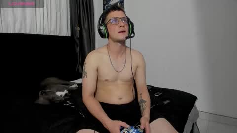 Snapshot of ryan15_ chatting on November 2025 11:25:02 PM Ryan 15 online show from November 2025 11:25:02 PM