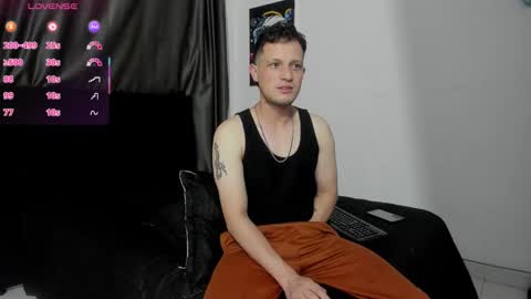 Snapshot of ryan15_ chatting on December 2025 11:04:02 AM Ryan 15 online show from December 2025 11:04:02 AM