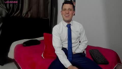 Snapshot of ryan15_ chatting on December 2025 11:50:01 AM Ryan 15 online show from December 2025 11:50:01 AM